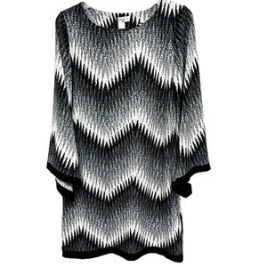 EMMA MICHELE Shift Dress Midi M  Long Sleeve Pull Over Stretch Black White Geome